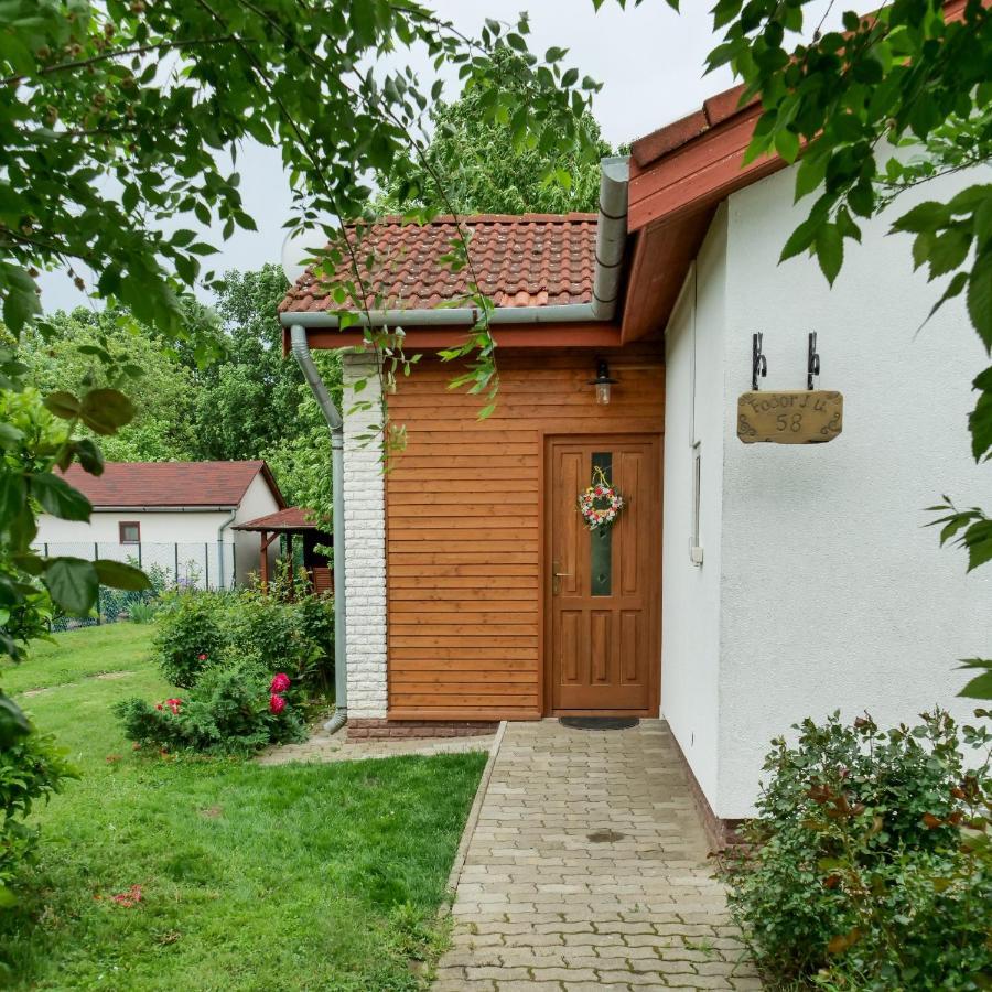 Cseresznyés Apartman Berekfürdő Esterno foto